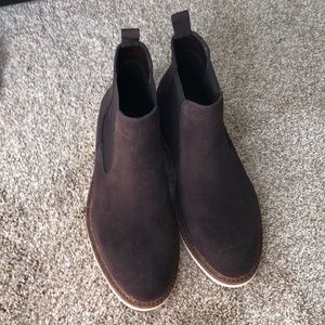 Blondo Waterproof Chelsea Boots - mocha suede